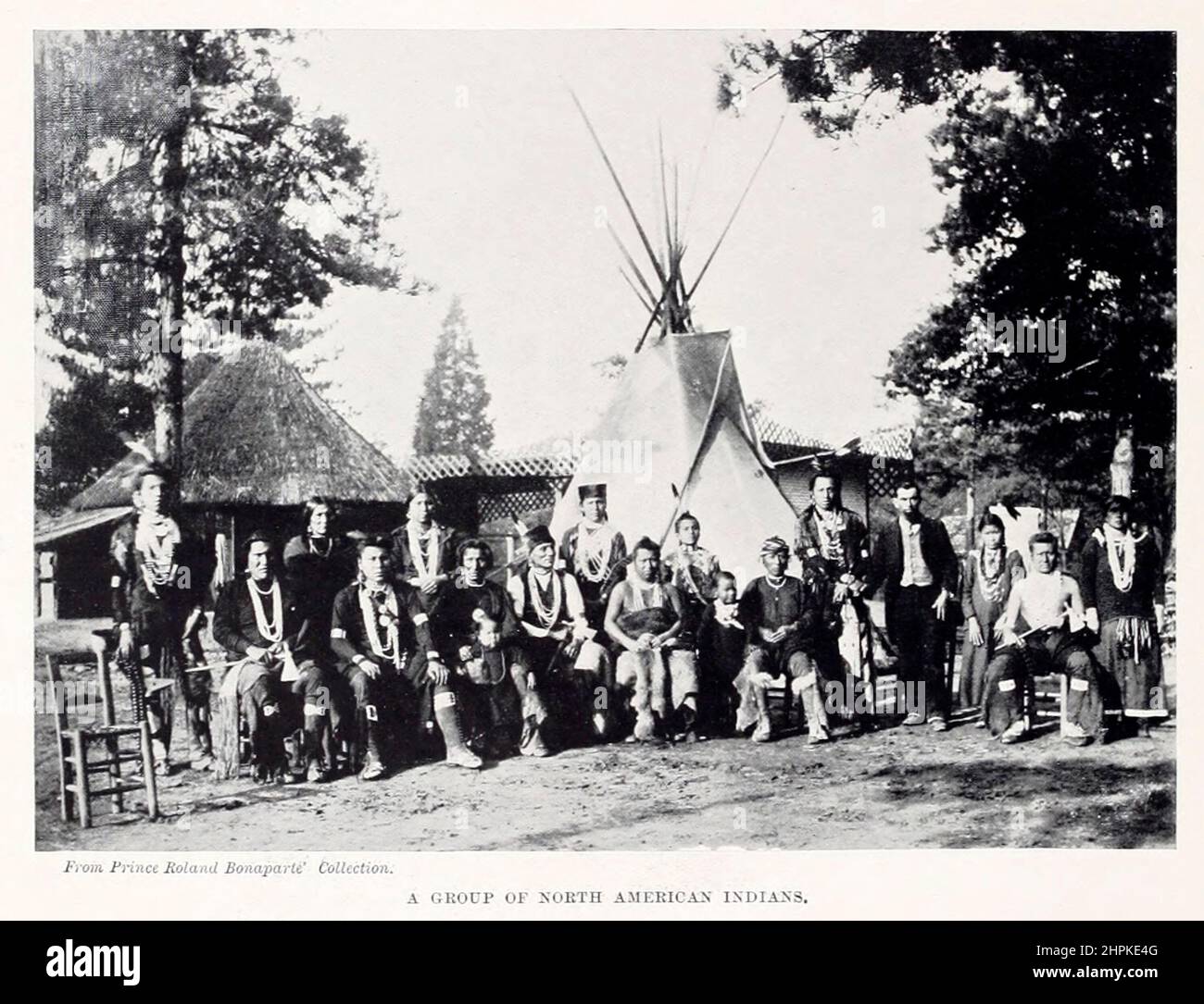 Un groupe d'Indiens d'Amérique du Nord du livre The Living races of Huma; Volume 2 par Henry Neville Hutchinson, publié à Londres en 1901 par Hutchinson & co Banque D'Images