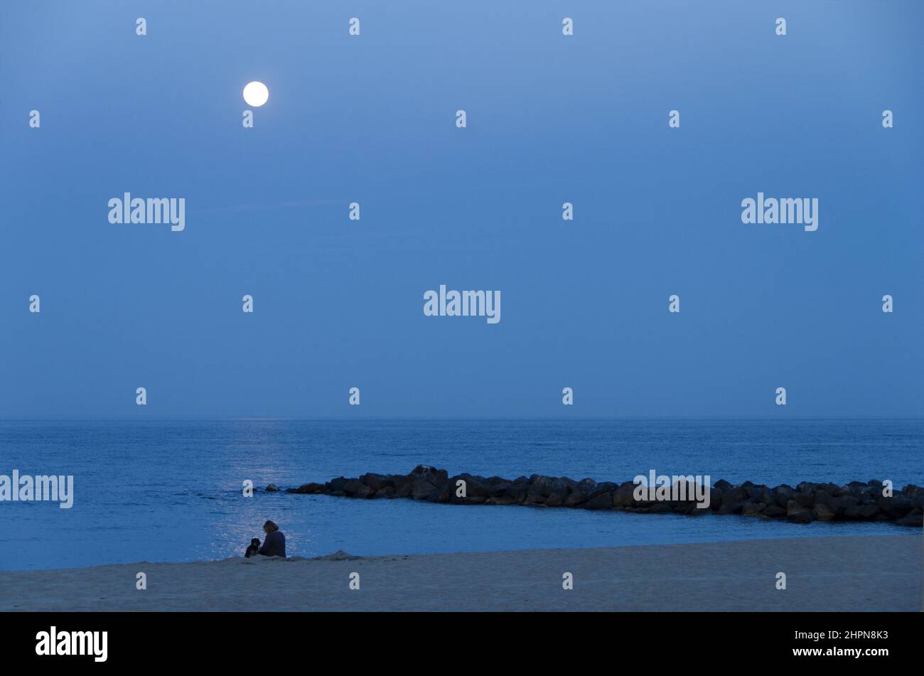 France plage mer rivage méditerranée vacances pleine lune romance Banque D'Images