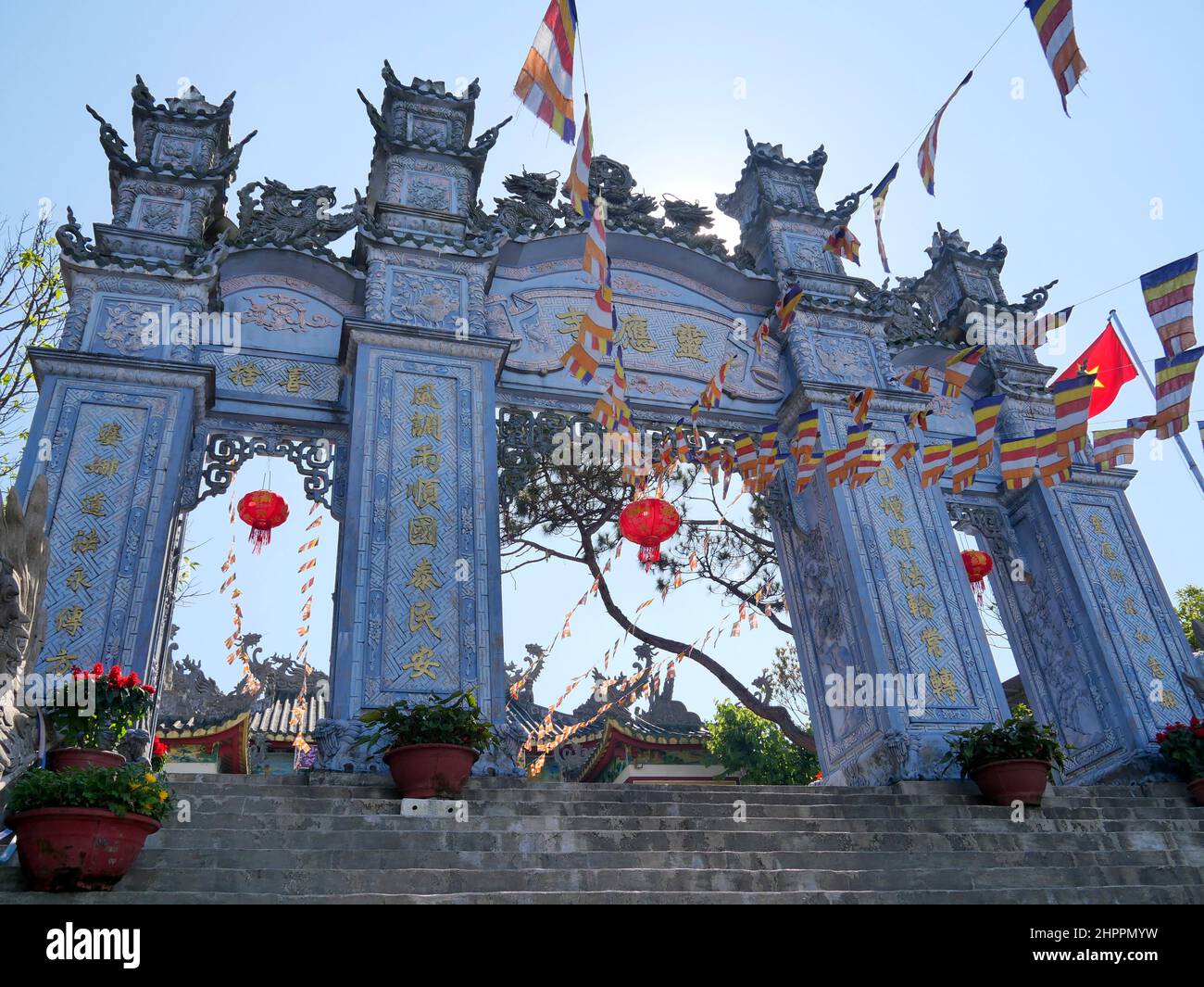 Da Nang, Vietnam - 12 avril 2021 : temple de Linh Ung, Chua Linh Ung in Ba Na Banque D'Images