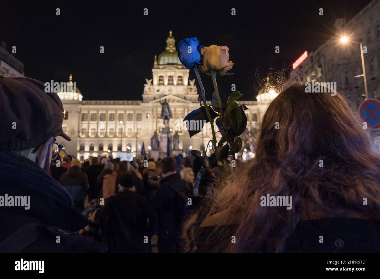 Un rassemblement, auquel ont participé environ 1 000 personnes et organisé par le mouvement million moments et d'autres groupes, a exprimé sa solidarité avec l'Ukraine et ses citi Banque D'Images