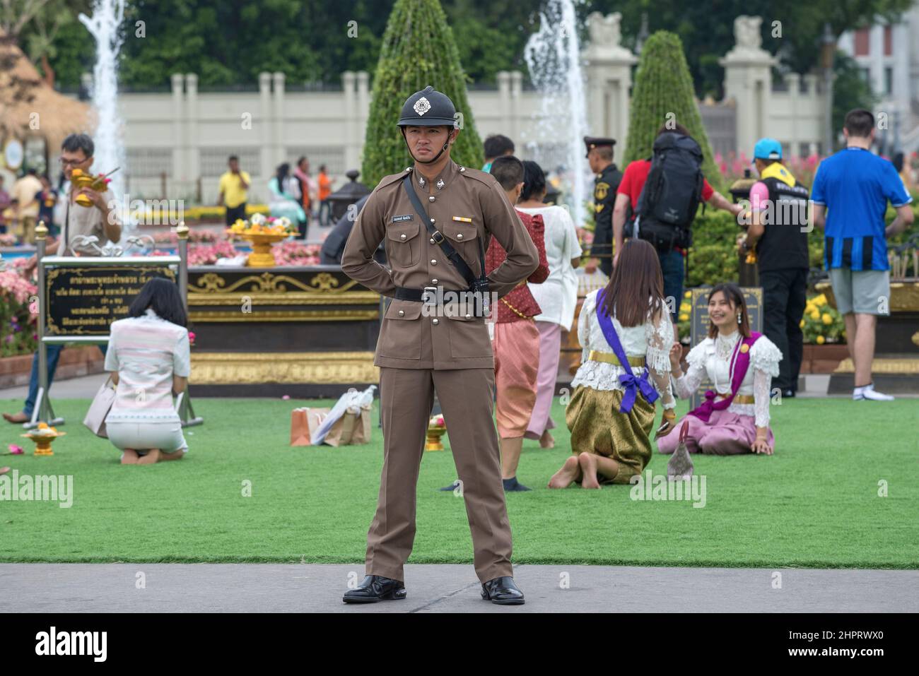 BANGKOK, THAÏLANDE - 03 JANVIER 2019 : soldat thaïlandais en sécurité pendant les vacances du nouvel an à la résidence royale Banque D'Images
