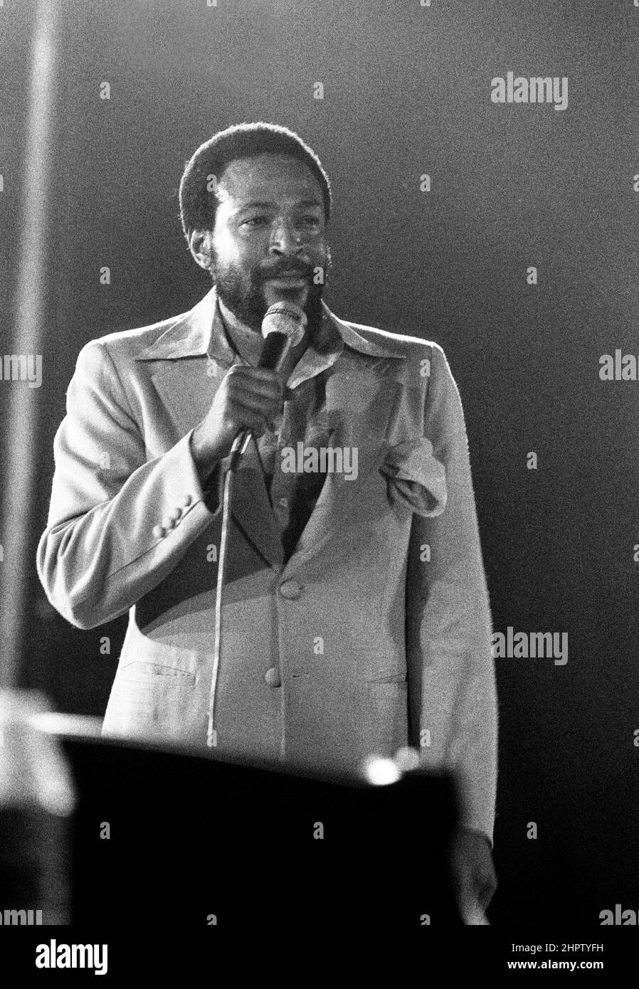 Marvin Gaye se présente au Bingley Hall, Birmingham, Angleterre en 1976. Banque D'Images