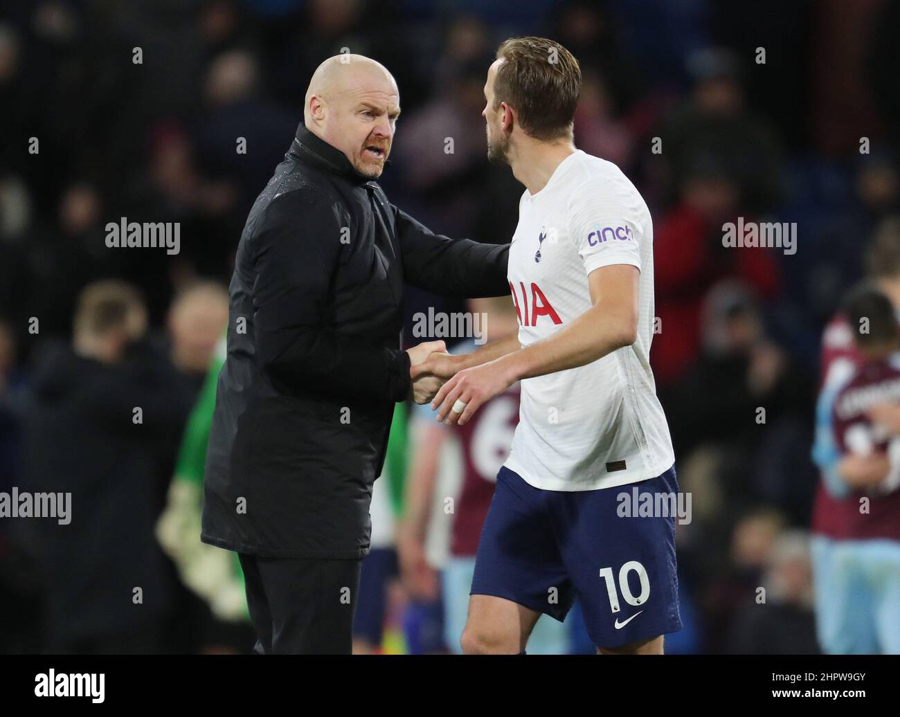 SEAN DYCHE, HARRY KANE, BURNLEY FC V TOTTENHAM HOTSPUR FC, 2022 Banque D'Images