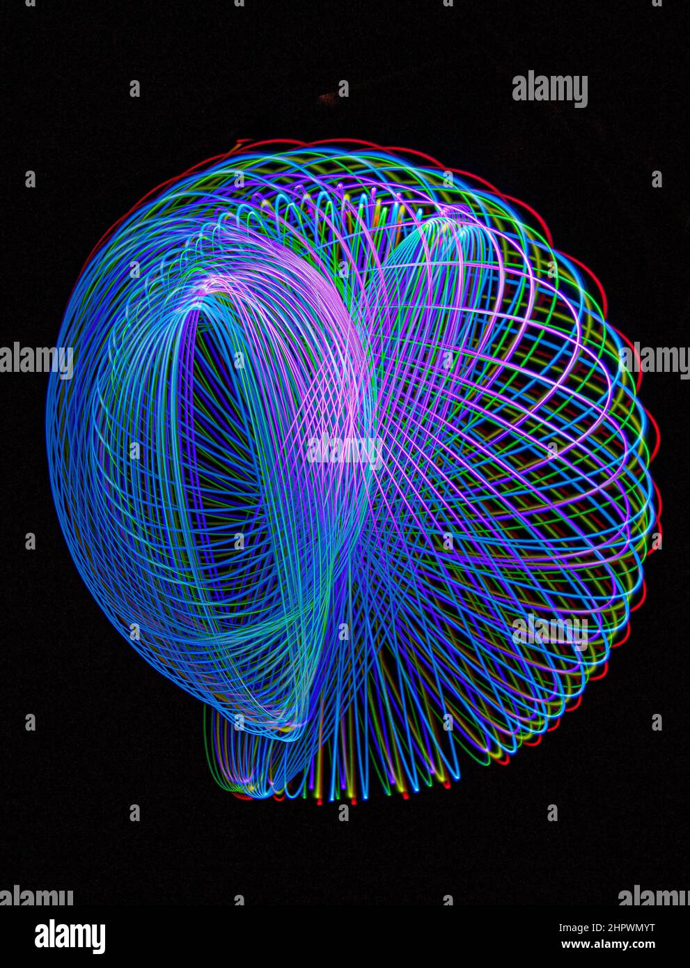 Dessus tournant, arrière-plan sombre, forme géométrique, chiffres abstraits, jeu de lumière, Mouvement, photographie de pendule, Baden-Baden, Bade-Wurtemberg Banque D'Images