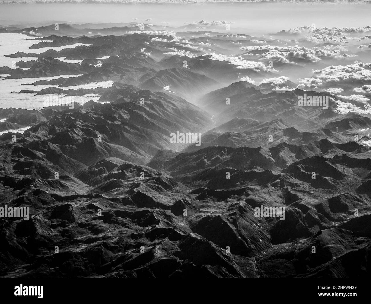 Alpes, noir et blanc, vue aérienne, Suisse Banque D'Images