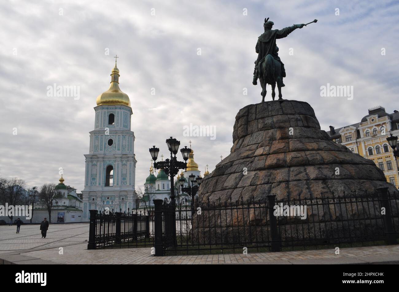 Le monument Bohdan Khmelnytsky de Sophia Square, Kiev, Ukraine, date de 1888 et a été conçu par Mikhail Mikeshin. Banque D'Images