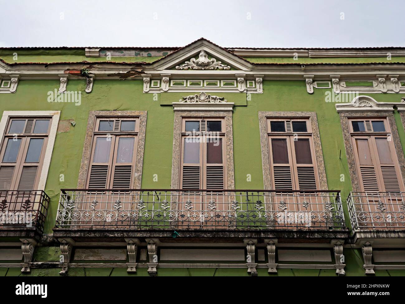 Façade verte ancienne à Rio Banque D'Images