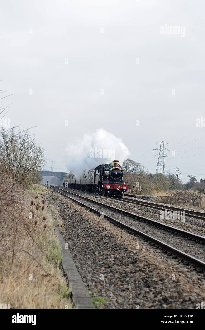 'Rood Ashton Hall' près de Portskewett avec une excursion Vintage trains Ltd. De Birmingham à Cardiff. Banque D'Images