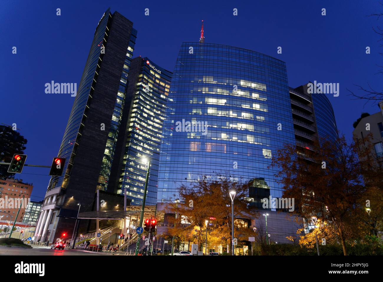 Quartier de Porta Nuova dans la soirée, centre ville de Milan, Lombardie, Italie, Europe Banque D'Images