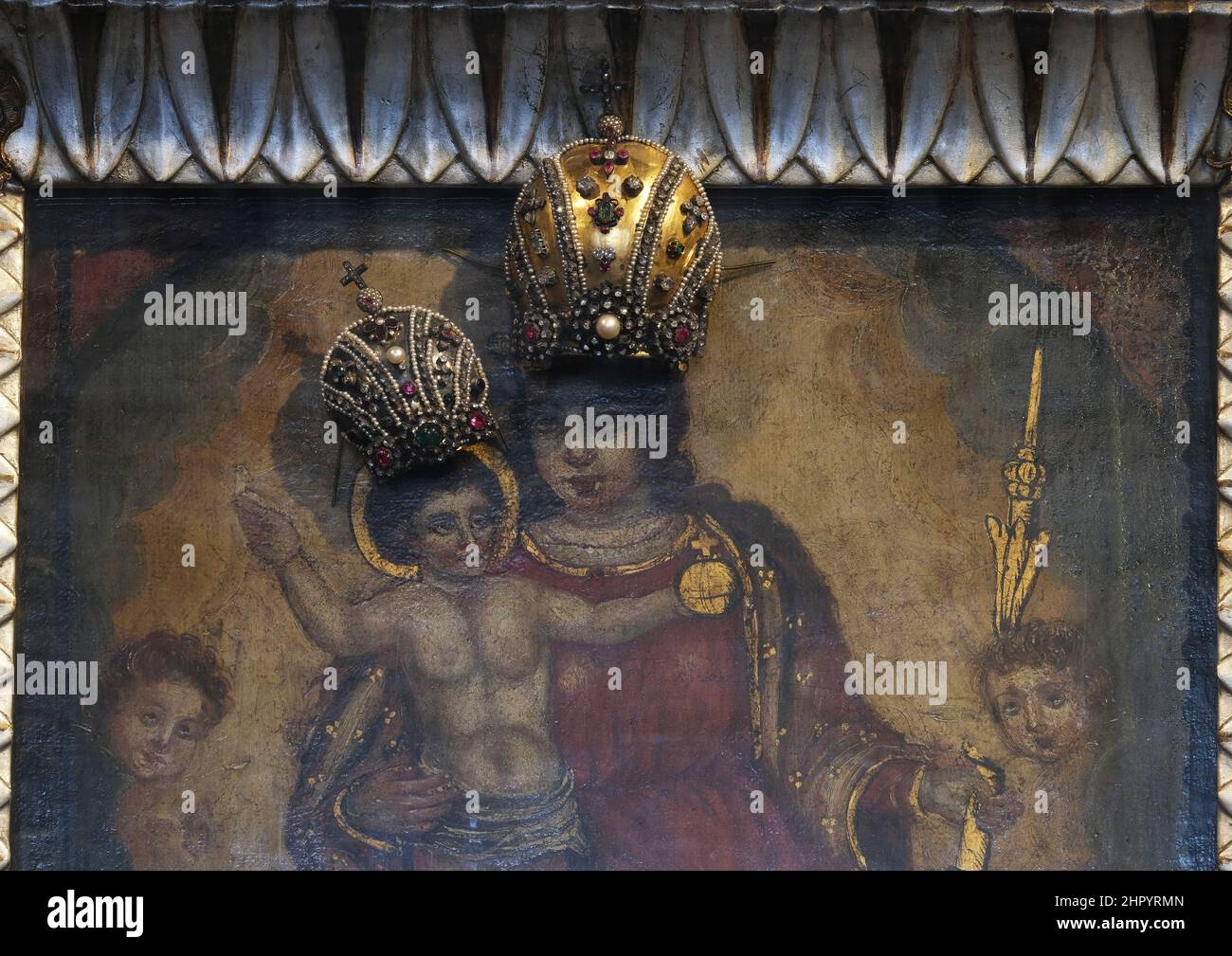 Notre Dame de la Kamenita vrata, patron de Zagreb est situé à la porte médiévale en pierre dans la vieille ville de Zagreb, Croatie Banque D'Images