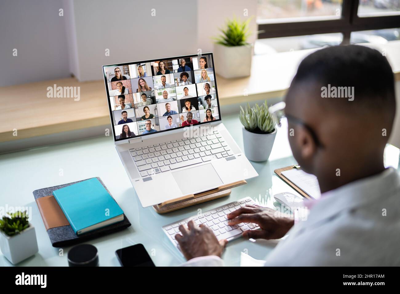 Webinaire de vidéoconférence en ligne sur ordinateur portable Banque D'Images