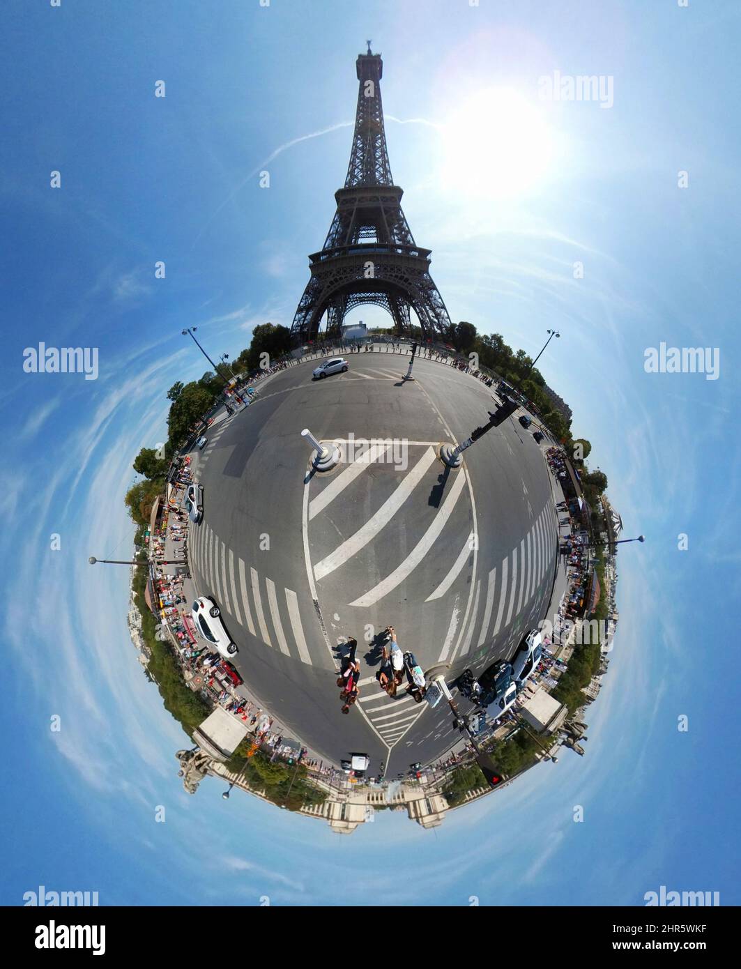 Plein cercle-Panorama: Eiffelturm, Paris, Frankreich/ France (nur fuer redaktionelle Verwendung. Keine Werbung. Referenzdatenbank: http://www.360-berli Banque D'Images