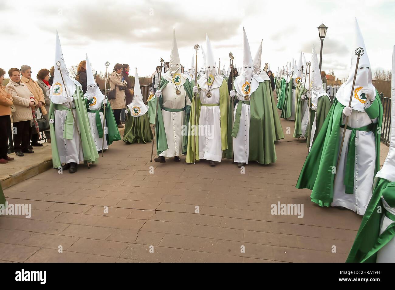 Semaine Sainte à Zamora, Espagne. Jeudi Saint procession de la Fraternité de la Vierge de l'espoir. Banque D'Images