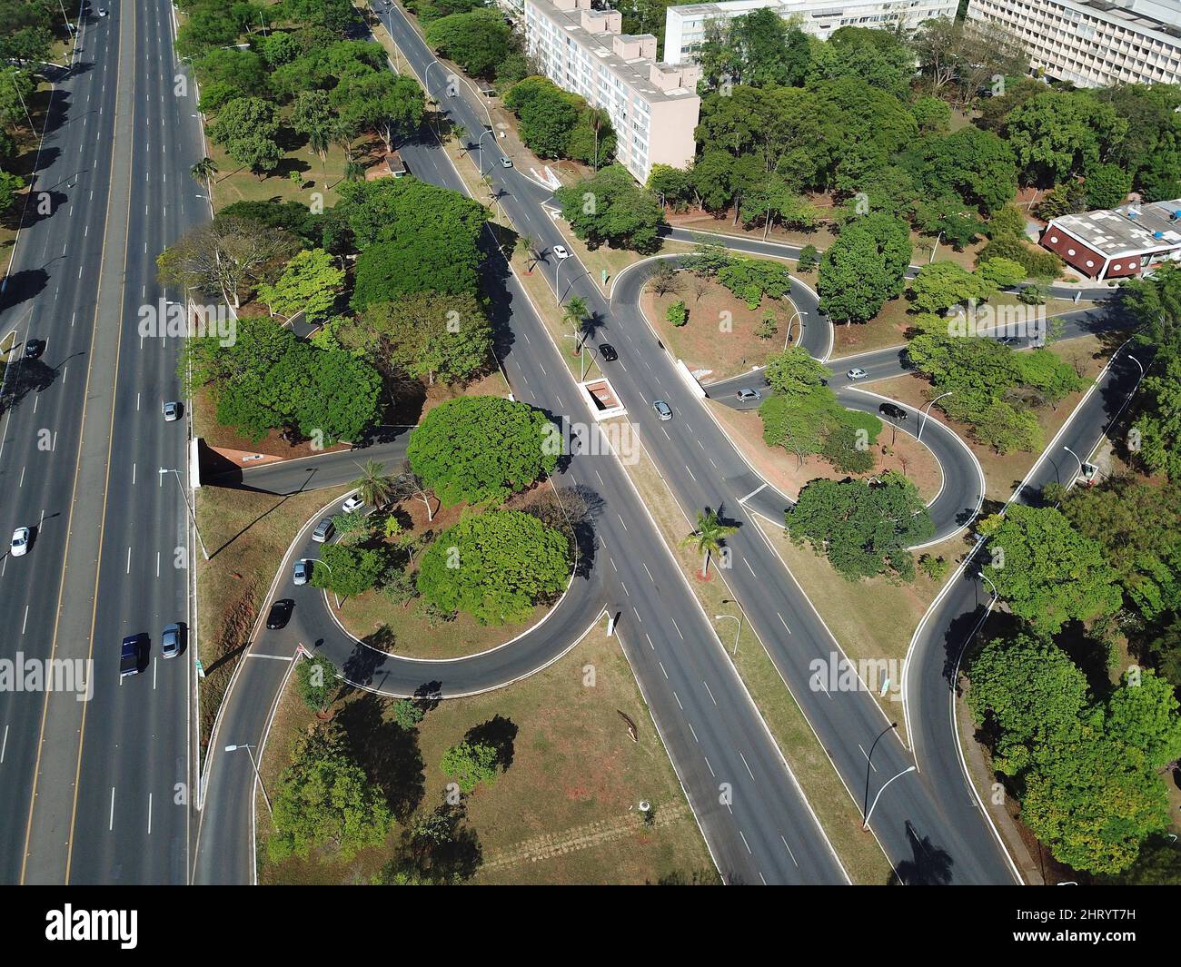 Vue aérienne de la circulation au rond-point à Brasilia, Brésil Banque D'Images