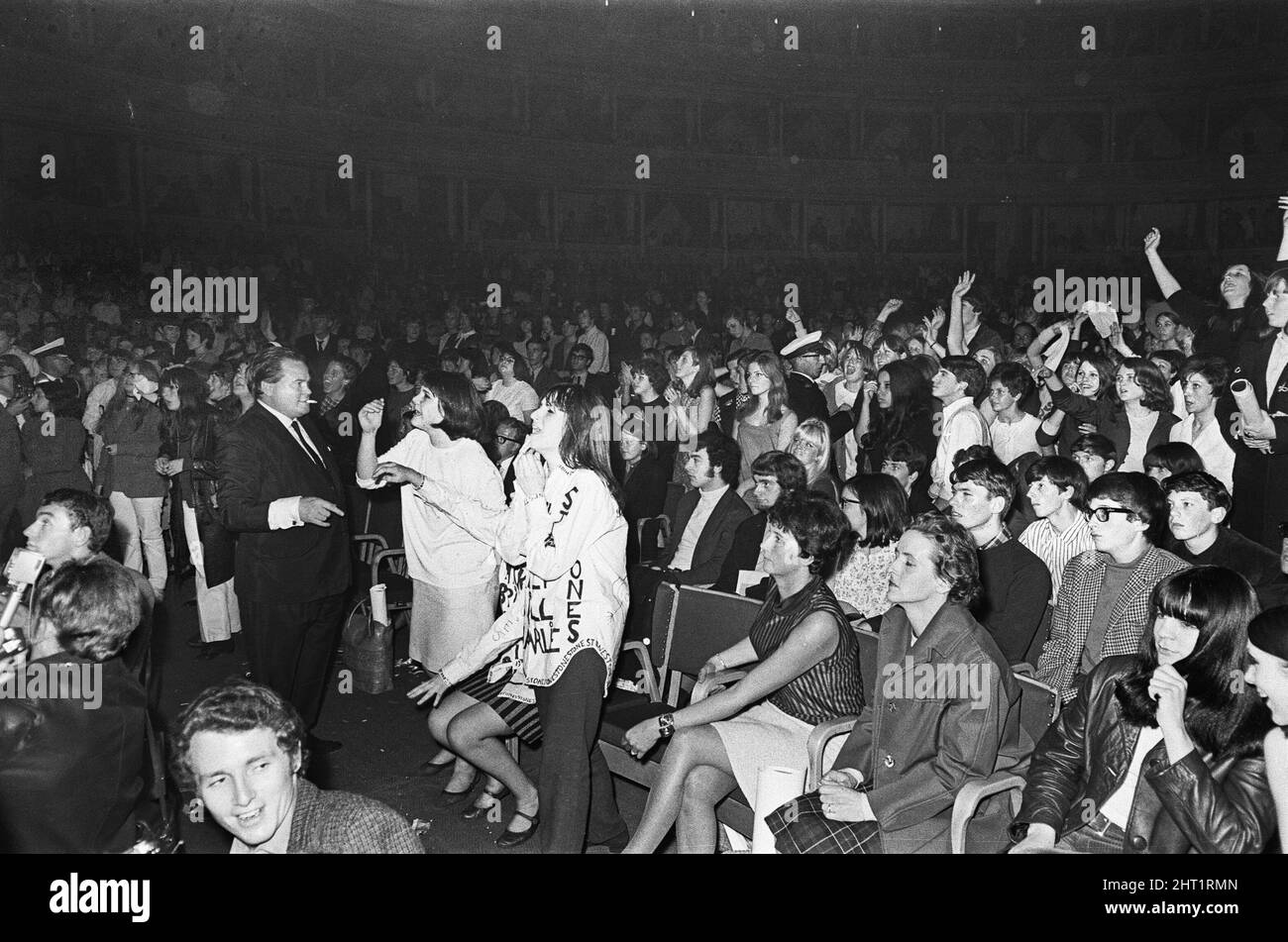 Les Rolling Stones ont donné un coup d'envoi à leur tournée au Royaume-Uni avec un concert au Royal Albert Hall.23rd septembre 1966 Banque D'Images