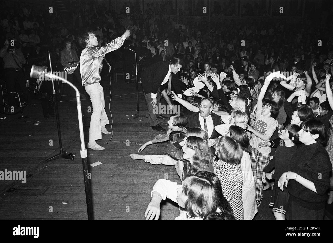 Les Rolling Stones ont donné un coup d'envoi à leur tournée au Royaume-Uni avec un concert au Royal Albert Hall.23rd septembre 1966 Banque D'Images
