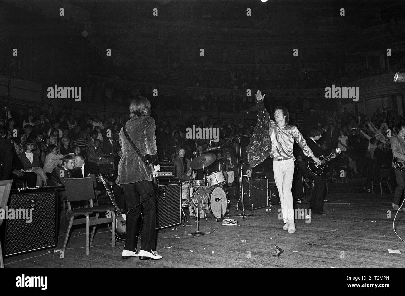 Les Rolling Stones ont donné un coup d'envoi à leur tournée au Royaume-Uni avec un concert au Royal Albert Hall.23rd septembre 1966 Banque D'Images