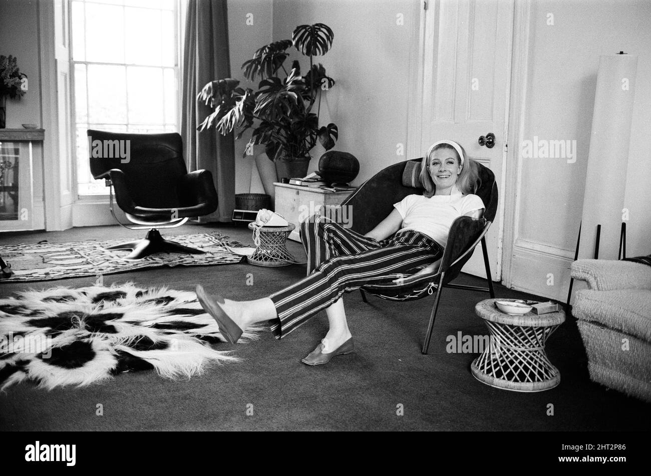 Vanessa Redgrave photographiée pour un reportage de Donald Zec. 2nd mai 1966. Banque D'Images Vanessa Redgrave photographiée pour un reportage de Donald Zec. 2nd mai 1966. Banque D'Images