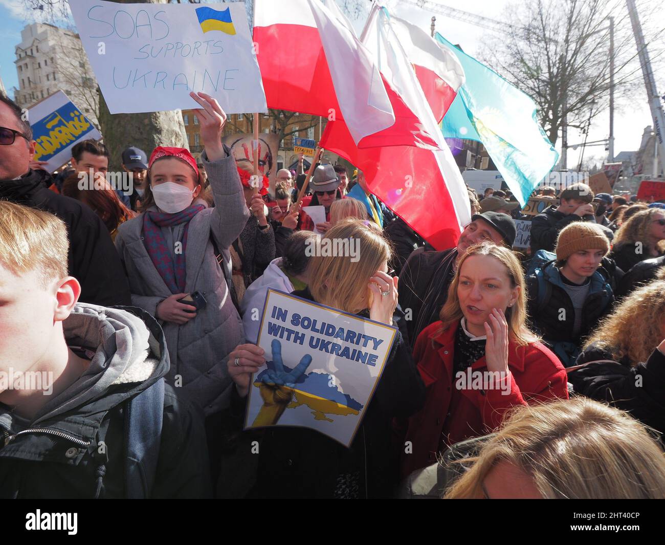Londres.26th février 2022. C'est le 3rd jour de l'attaque de la Russie contre L'UKRAINE. Grand soutien des Londoniens pour L'UKRAINE ... avec des slogans 'STOP THE WAR', Banque D'Images