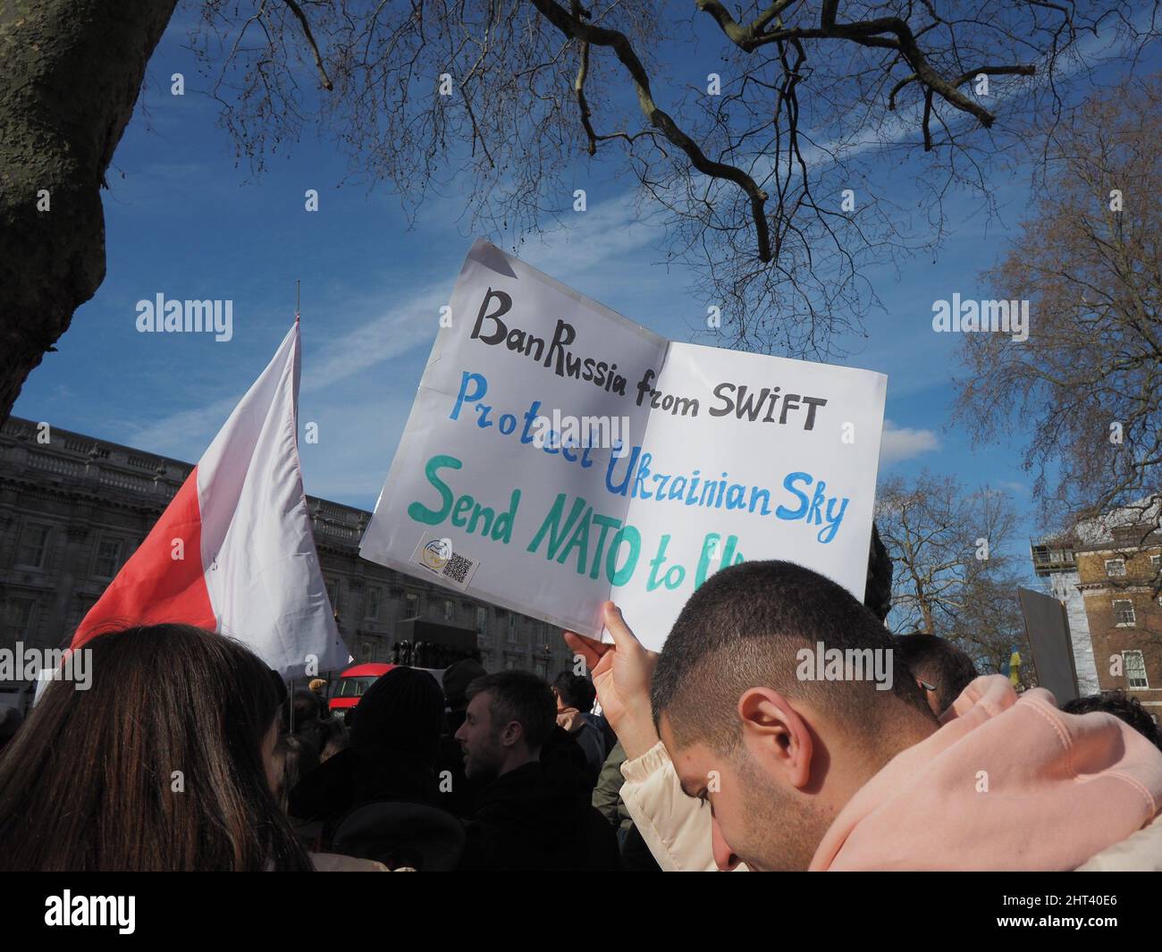 Londres.26th février 2022. C'est le 3rd jour de l'attaque de la Russie contre L'UKRAINE. Grand soutien des Londoniens pour L'UKRAINE ... avec des slogans 'STOP THE WAR', Banque D'Images