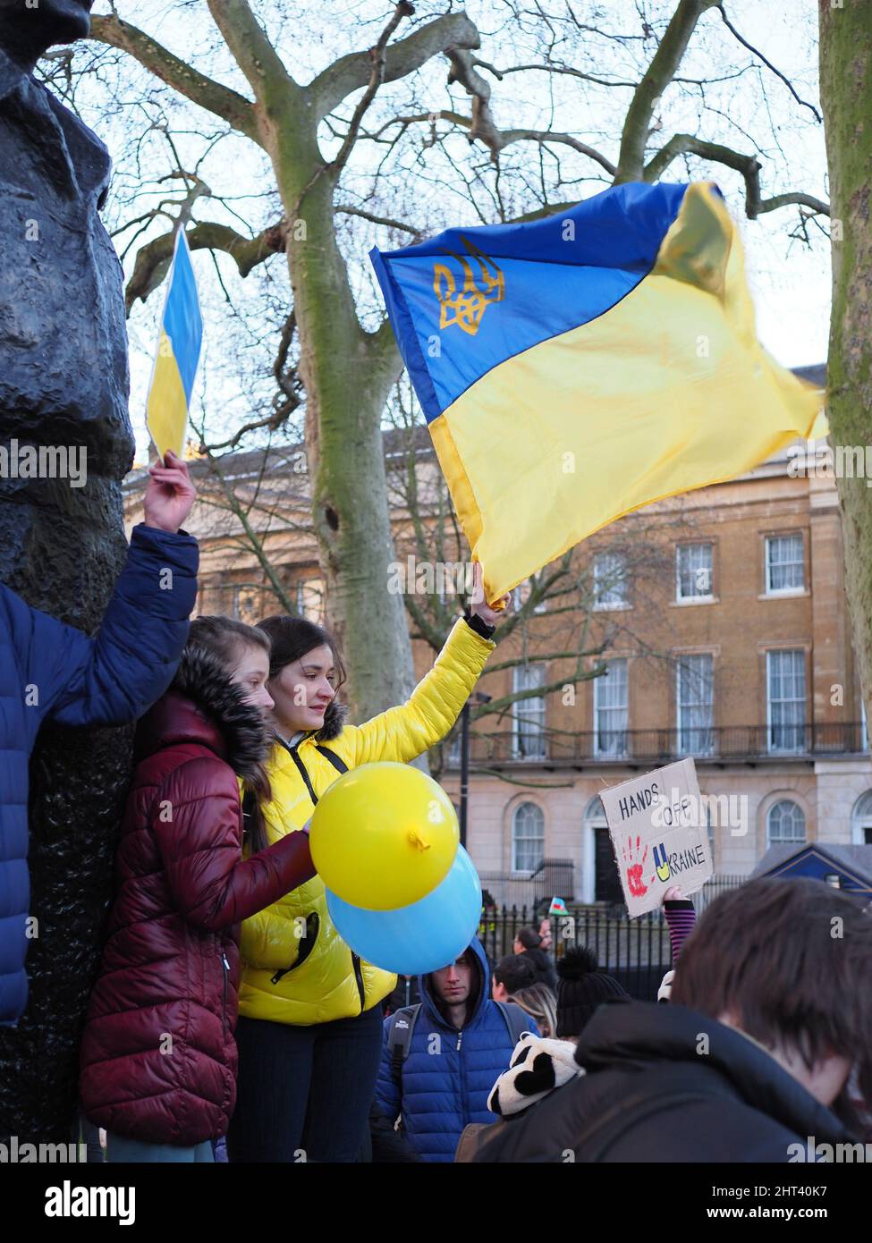 Londres.26th février 2022. C'est le 3rd jour de l'attaque de la Russie contre L'UKRAINE. Grand soutien des Londoniens pour L'UKRAINE ... avec des slogans 'STOP THE WAR', Banque D'Images