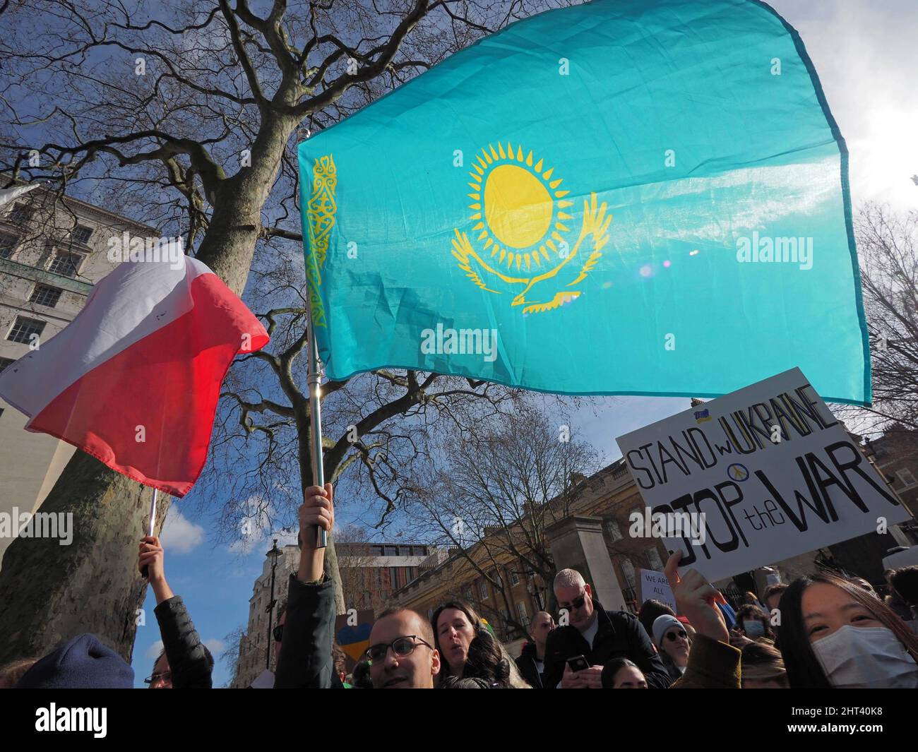 Londres.26th février 2022. C'est le 3rd jour de l'attaque de la Russie contre L'UKRAINE. Grand soutien des Londoniens pour L'UKRAINE ... avec des slogans 'STOP THE WAR', Banque D'Images
