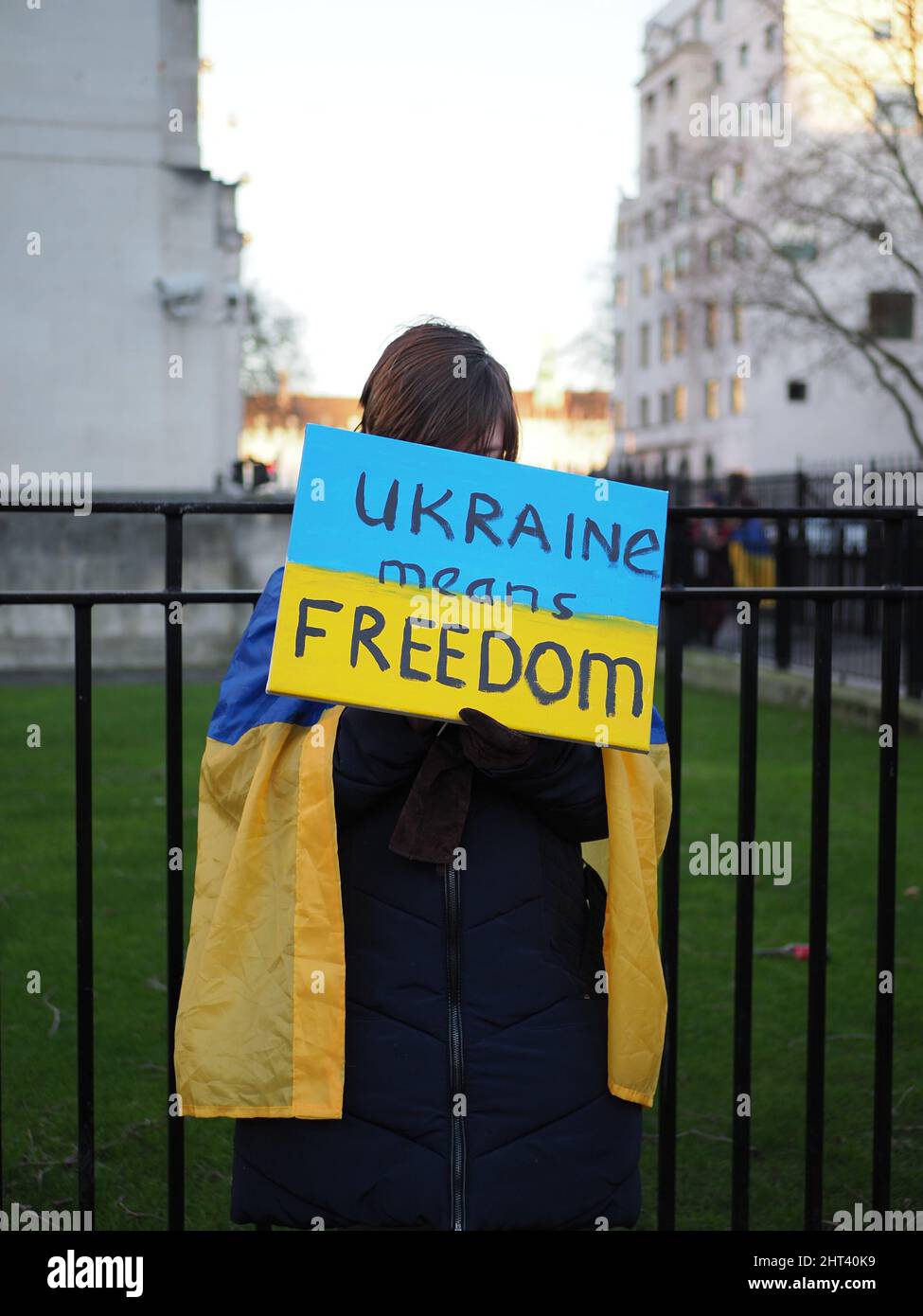 Londres.26th février 2022. C'est le 3rd jour de l'attaque de la Russie contre L'UKRAINE. Grand soutien des Londoniens pour L'UKRAINE ... avec des slogans 'STOP THE WAR', Banque D'Images