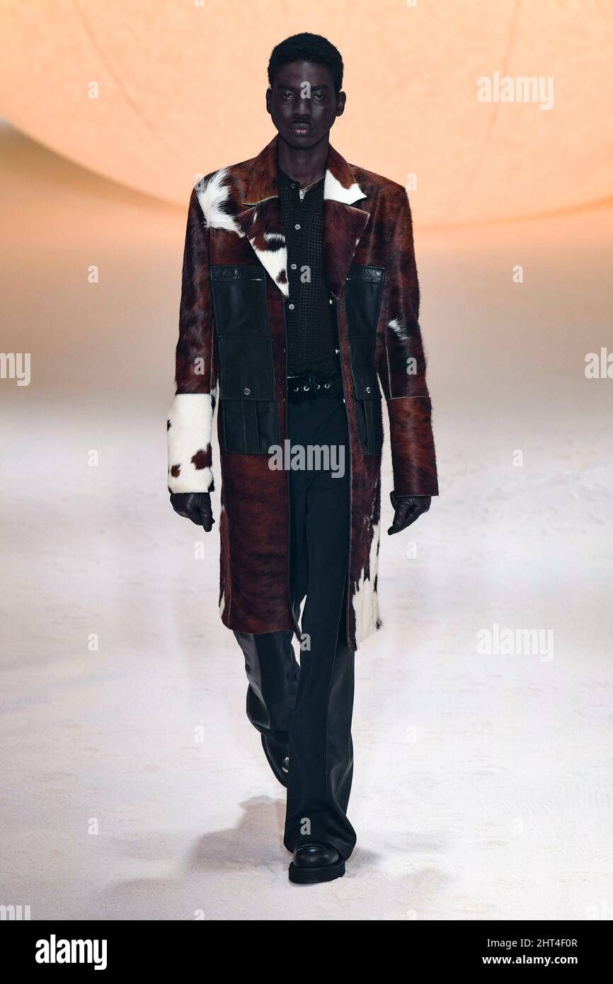 Milan, Italie. 26th févr. 2022. EMBUSCADE automne/hiver 2022-23 piste pendant la semaine de la mode de Milan, 2022 février - Milan, Italie. 26/02/2022 crédit : dpa/Alay Live News Banque D'Images