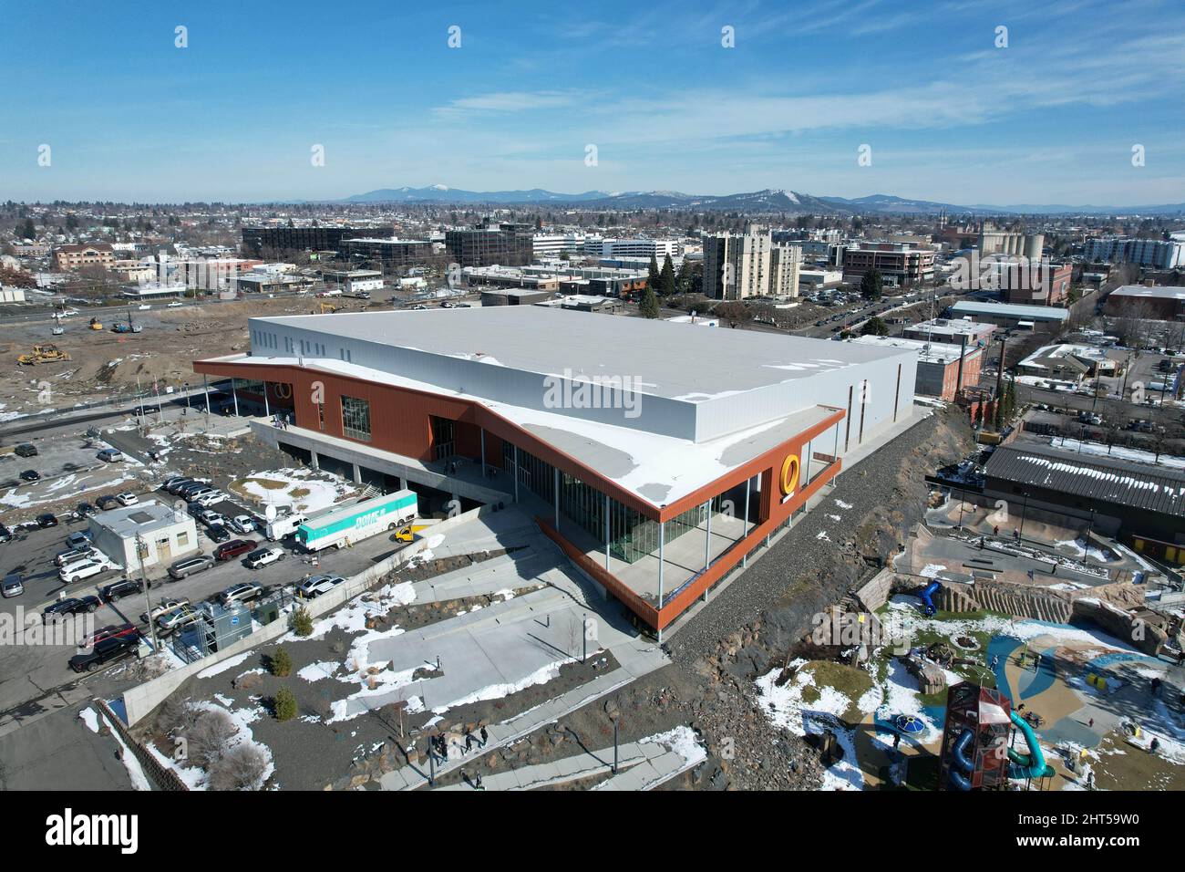 Une vue aérienne du Podium, le site des Championnats d'athlétisme en salle des États-Unis, le samedi 26 février 2022, à Spokane, Lavage Banque D'Images