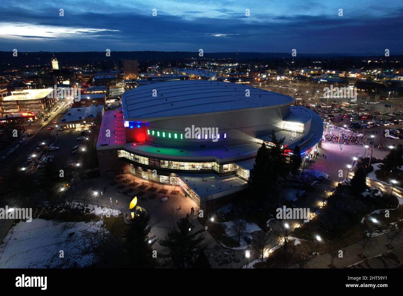 Une vue aérienne du Spokane Veterans Memorial Arena, le samedi 26 février 2022, à Spokane, Washington. L'installation est la maison des Spokane Chiefs of Th Banque D'Images