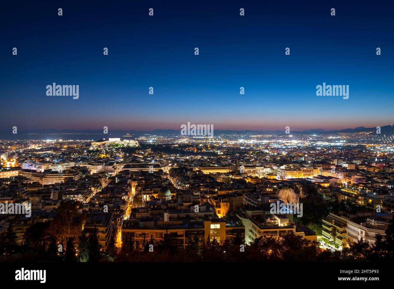 Vue d'ensemble d'Athènes, Grèce au crépuscule Banque D'Images