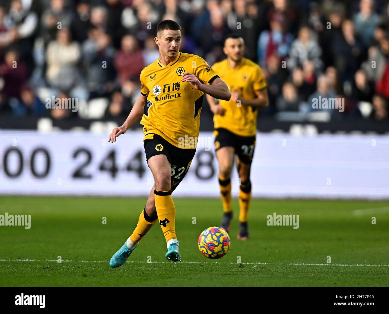 Londres, Royaume-Uni. 27th févr. 2022. Leander Dendoncker (Wolves) lors du match de West Ham contre Wolves Premier League au London Stadium Stratford. Crédit : MARTIN DALTON/Alay Live News Banque D'Images