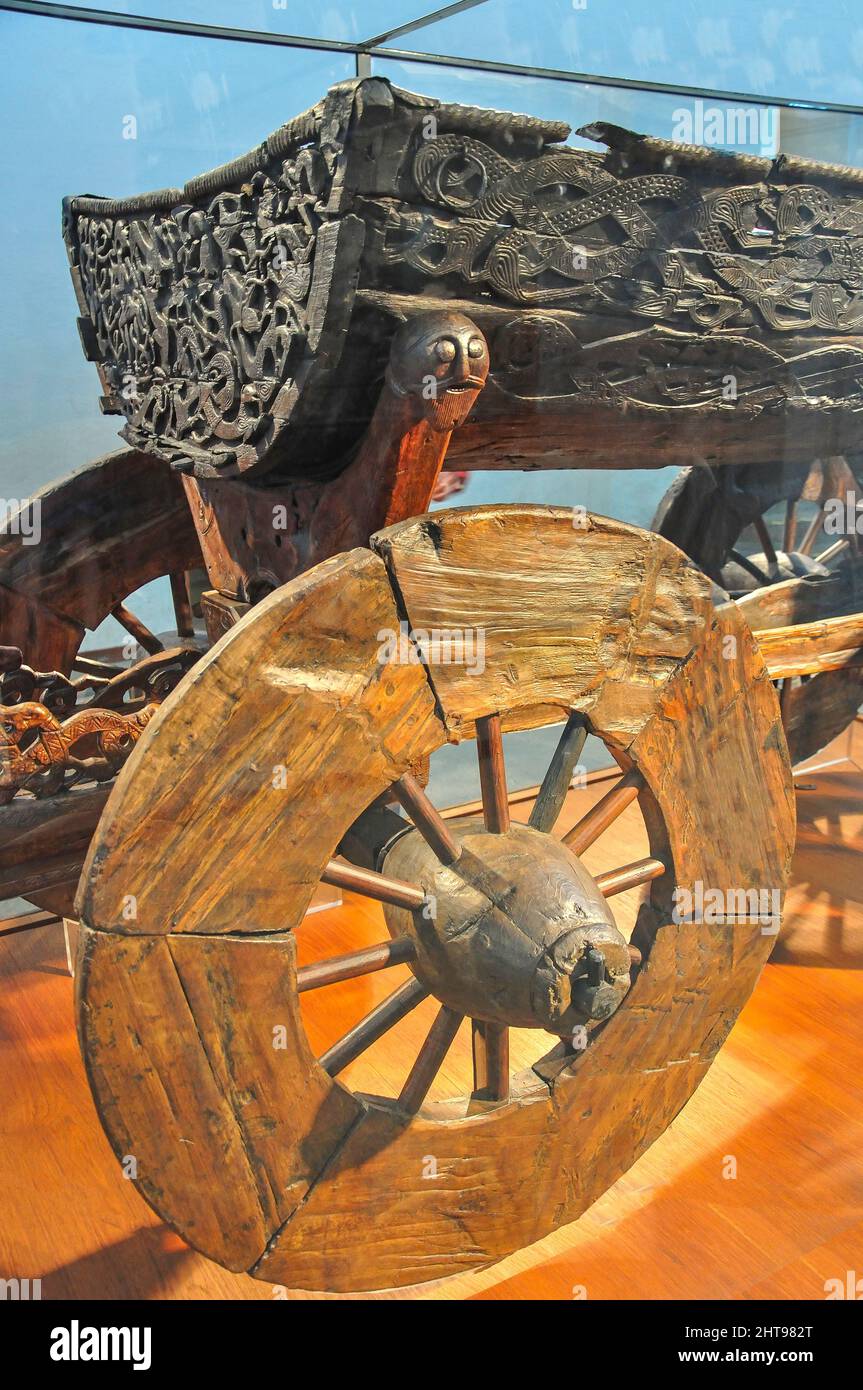 Ancien wagon en bois, Musée des navires viking, Bygdøynesveien, péninsule de Bygdøy, Oslo,Région d'Østlandet, Norvège Banque D'Images