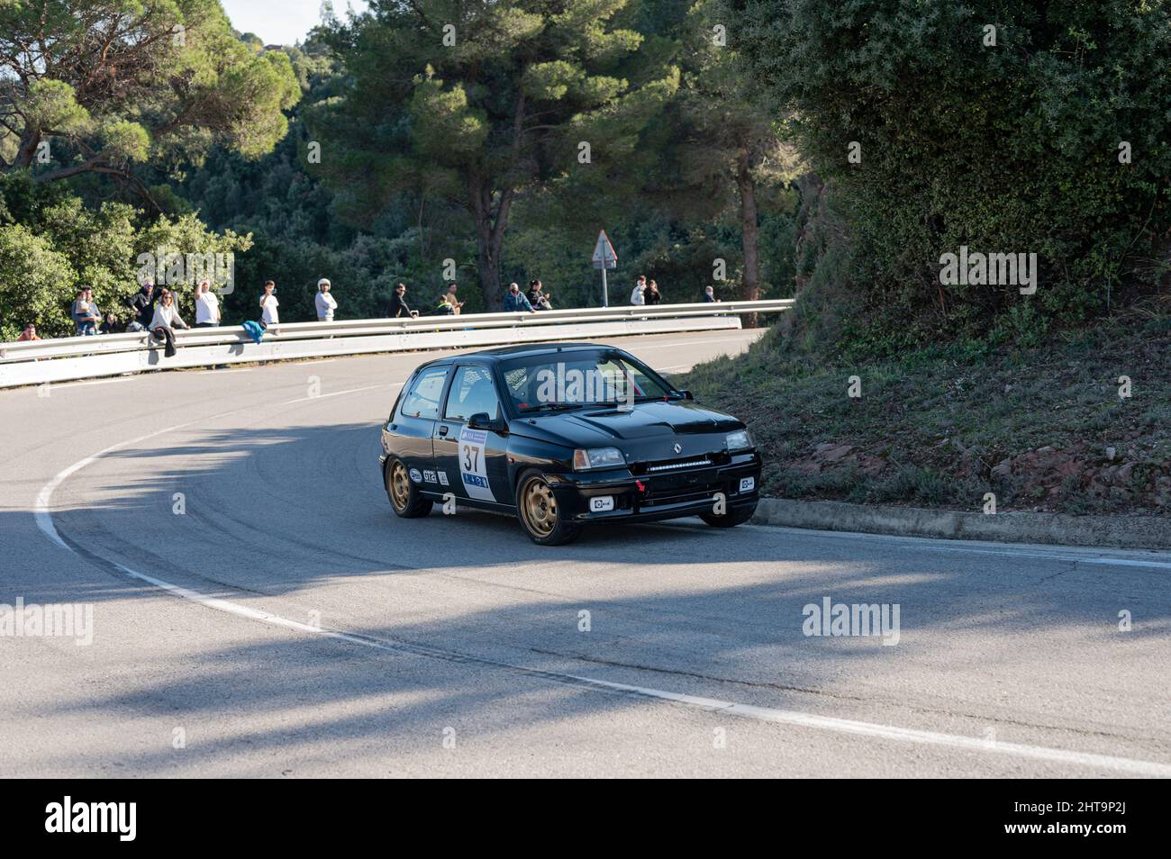 Renault Clio 16v dans le Rallye de colline à Sant Feliu Codines Banque D'Images