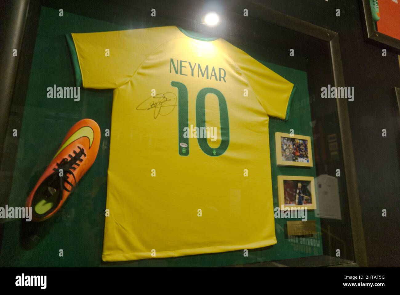 Maillot de l'équipe Neymar brazil. Style photographie d'objets Banque D'Images