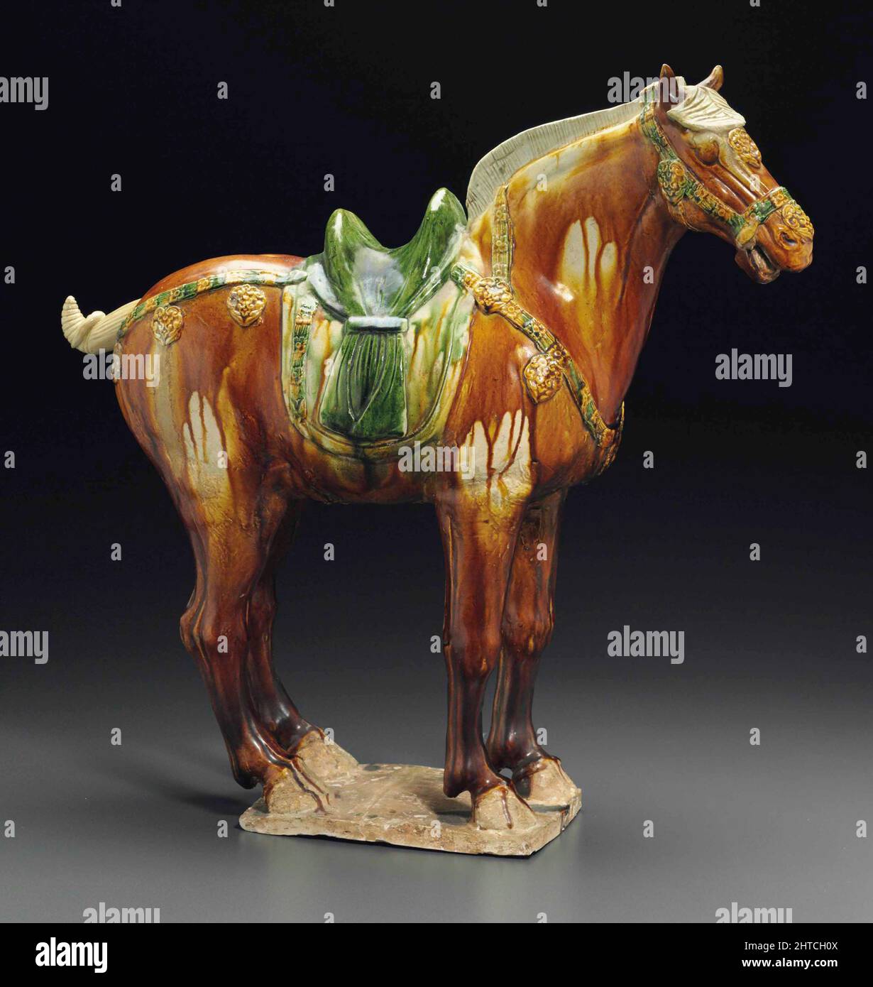 Sancai (trois couleurs émaillées) figure d'un cheval. Collection privée. Banque D'Images