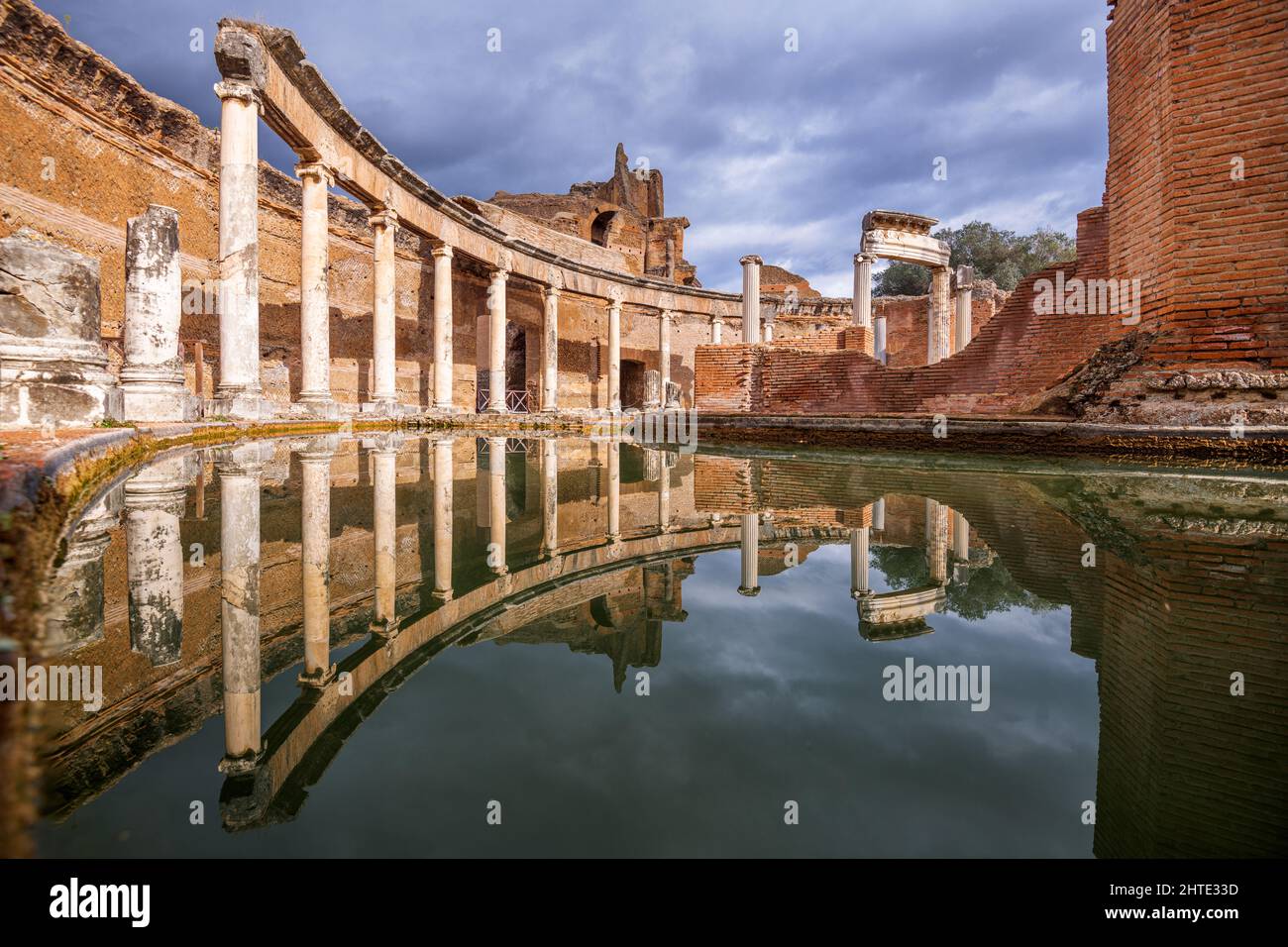 Le 'Théâtre du temps arien' à la villa historique de l'empereur Hadrien à Tivoli, en Italie. Banque D'Images