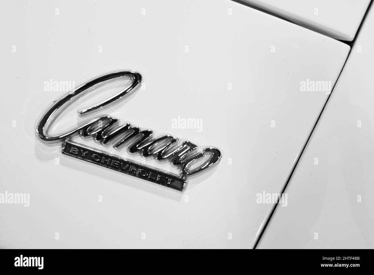 Détail d'un emblème Camaro de Chevrolet Banque D'Images