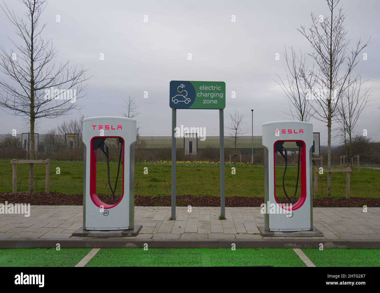 Points de chargement pour voiture électrique (EV BEV Hybrid) à la