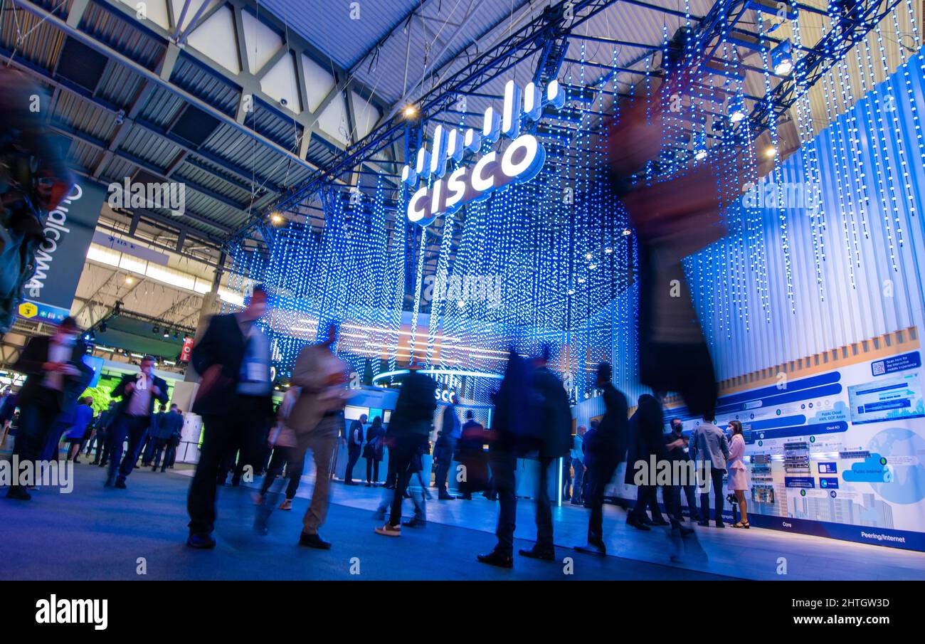 Barcelone,Espagne.28 février,2022. Pavillon Cisco pendant la première journée du Congrès mondial mobile annuel tenu à Barcelone crédit: Rosdemora/Alamy Live News Banque D'Images