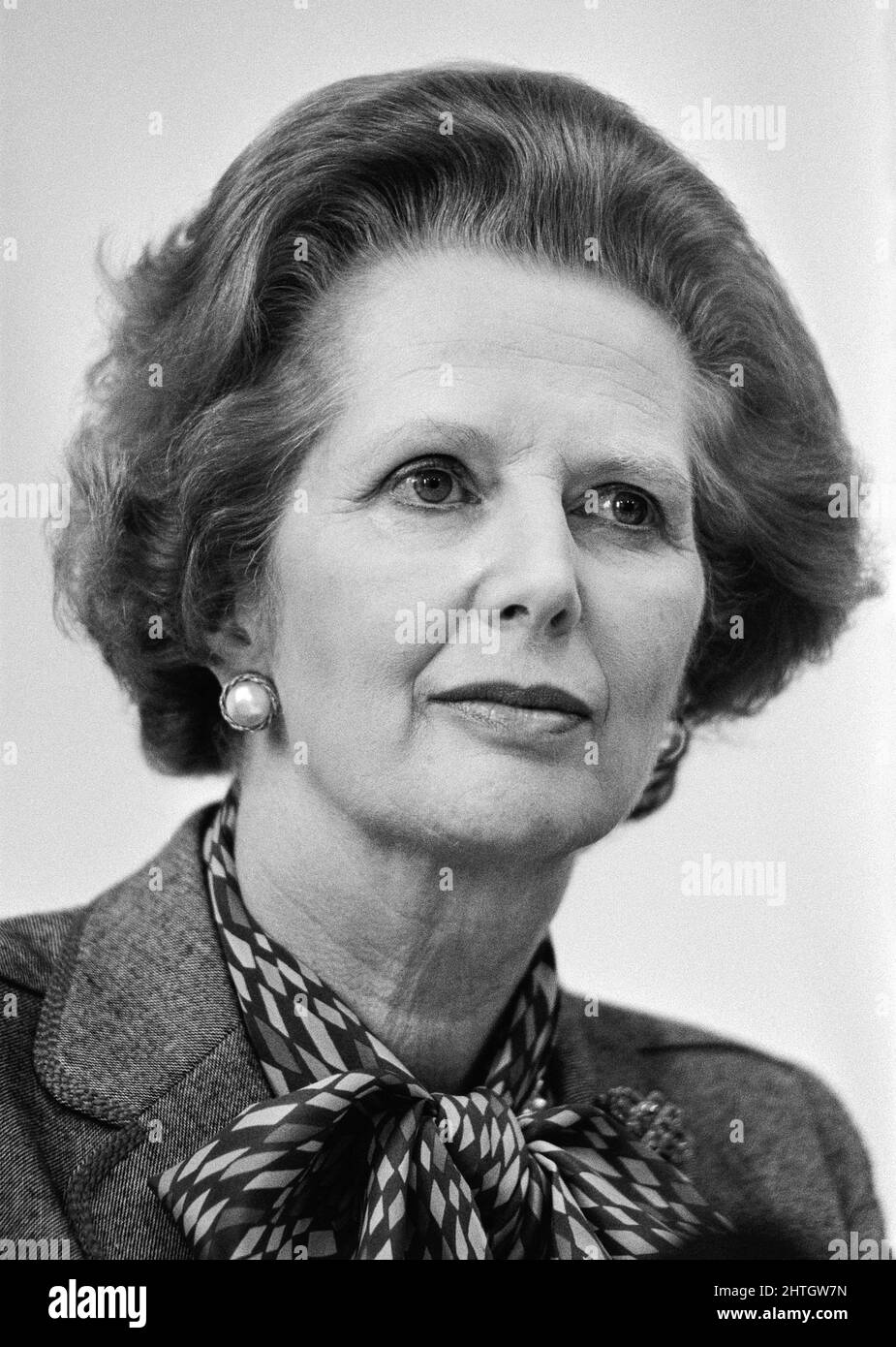 La première ministre britannique Margaret Thatcher (1925-2013) a été la première femme à occuper le poste de Premier ministre, et a été la plus ancienne première ministre britannique du 20th siècle. Banque D'Images
