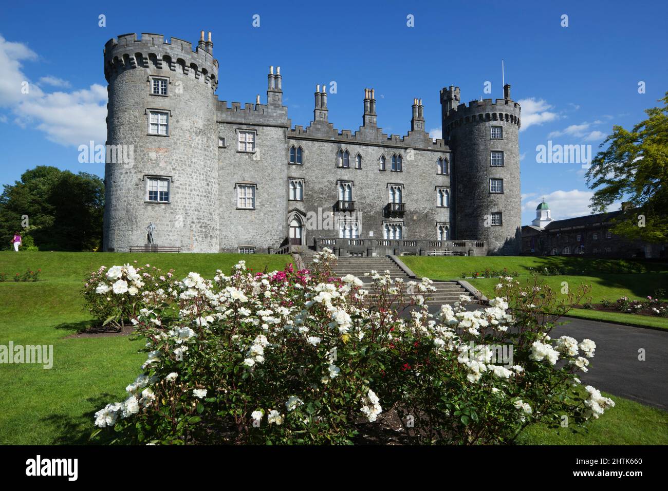 Jardin de roses du château de Kilkenny et château médiéval, Kilkenny