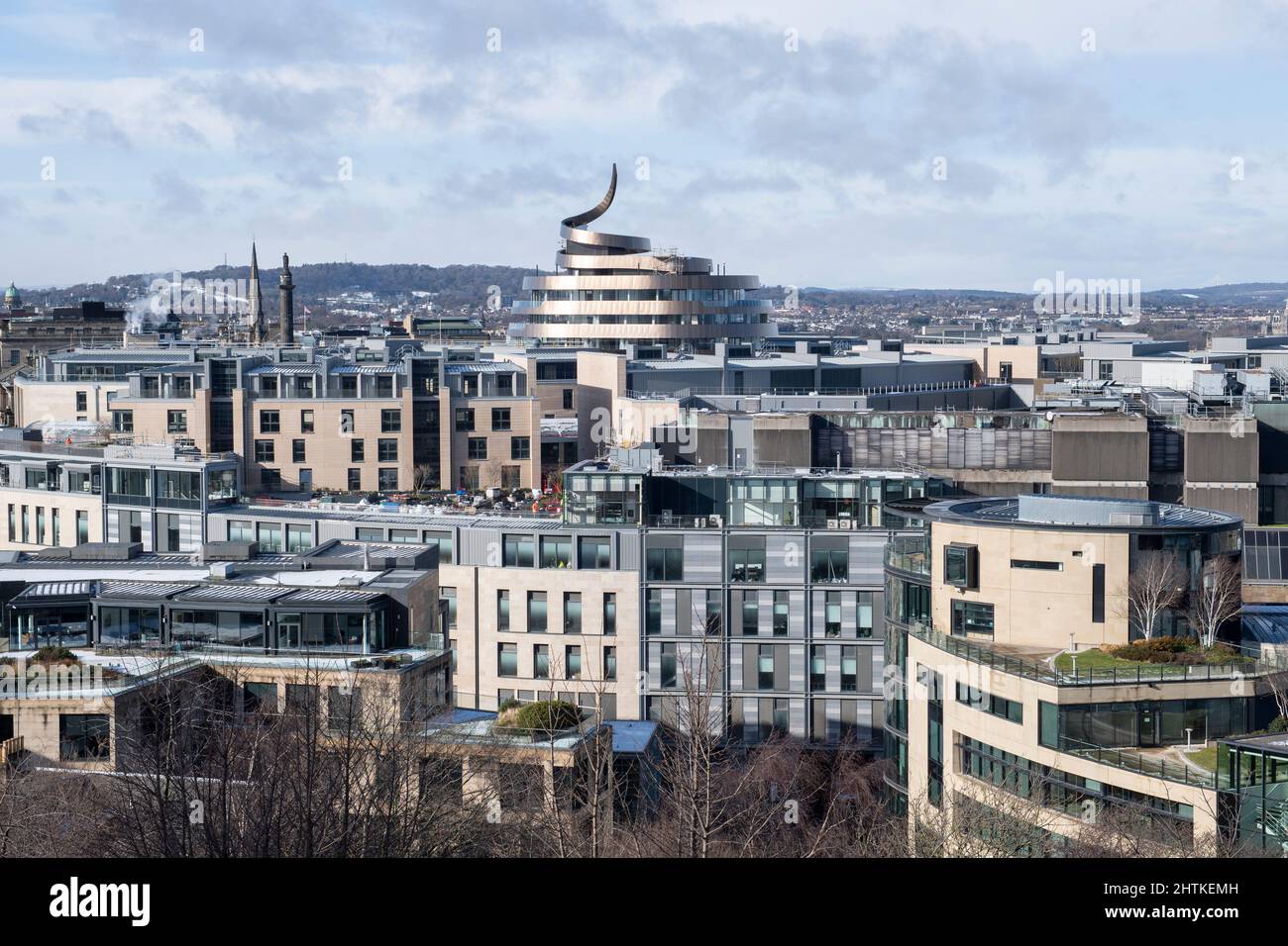 Vue sur les gratte-ciel d'Édimbourg et le Ribbon Hotel depuis Calton Hill, Édimbourg, Écosse Banque D'Images