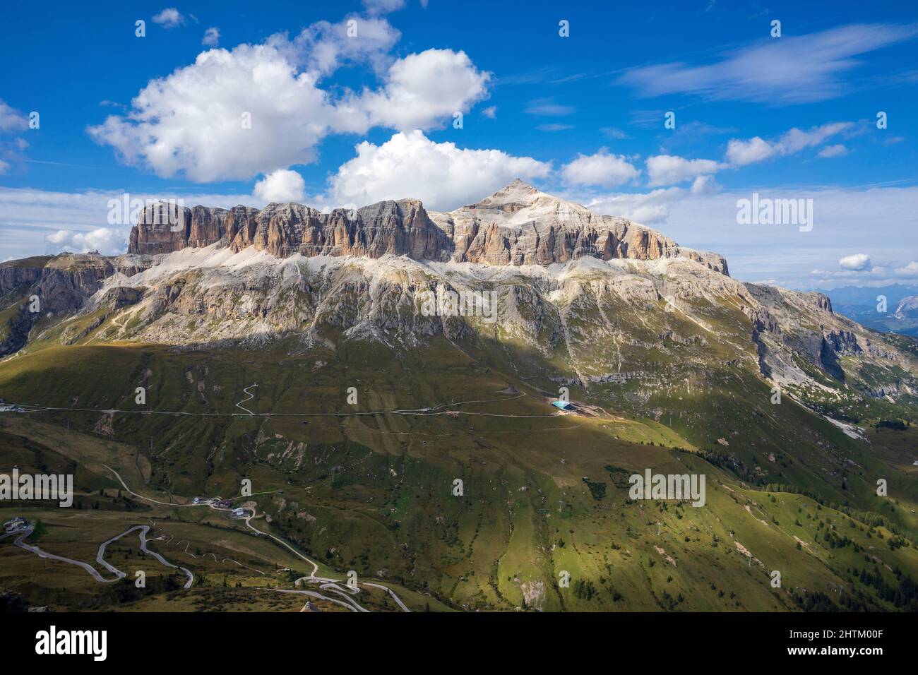 Chaîne de montagnes du Groupe Sella dans les Dolomites. Italie. Banque D'Images