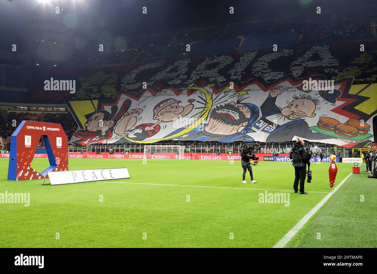 MILAN ITALIE- Mars 1 Stadio G Meazza AC milan Supporters pendant le match de la coupe d'Italie entre l'AC Milan et le FC Inter au Stadio G. Meazza le 1 2022 mars à Milan, Italie. Credit: Christian Santi/Alay Live News Banque D'Images MILAN ITALIE- Mars 1 Stadio G Meazza AC milan Supporters pendant le match de la coupe d'Italie entre l'AC Milan et le FC Inter au Stadio G. Meazza le 1 2022 mars à Milan, Italie. Credit: Christian Santi/Alay Live News Banque D'Images