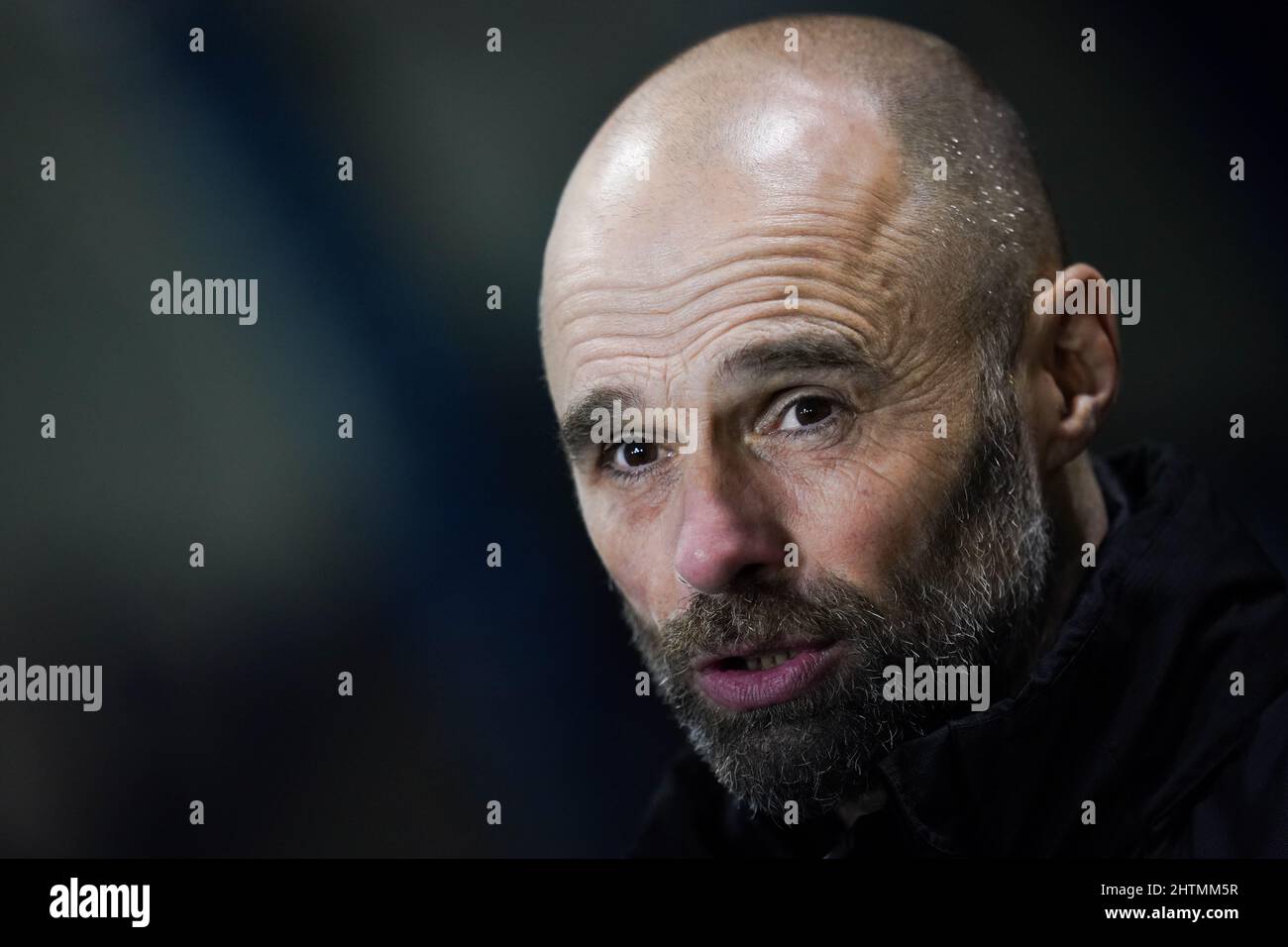 Paul Warne, directeur de Rotherham United, lors du match de la Sky Bet League One à Montgomery Waters Meadow, Shrewsbury. Date de la photo: Mardi 1 mars 2022. Banque D'Images