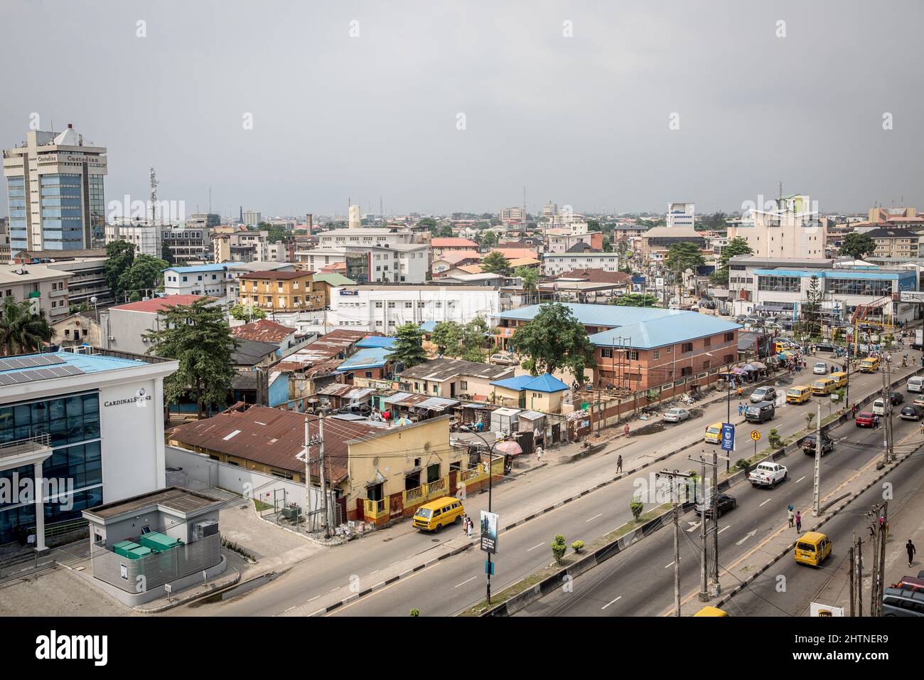 Lagos, Nigéria. 20th novembre 2021. La vue depuis le centre de co-création de Yaba, Lagos, une région de la capitale économique du Nigeria surnommée « Yabacon Valley » en raison du nombre de start-ups technologiques dans la région. (Image de crédit : © Sally Hayden/SOPA Images via ZUMA Press Wire) Banque D'Images