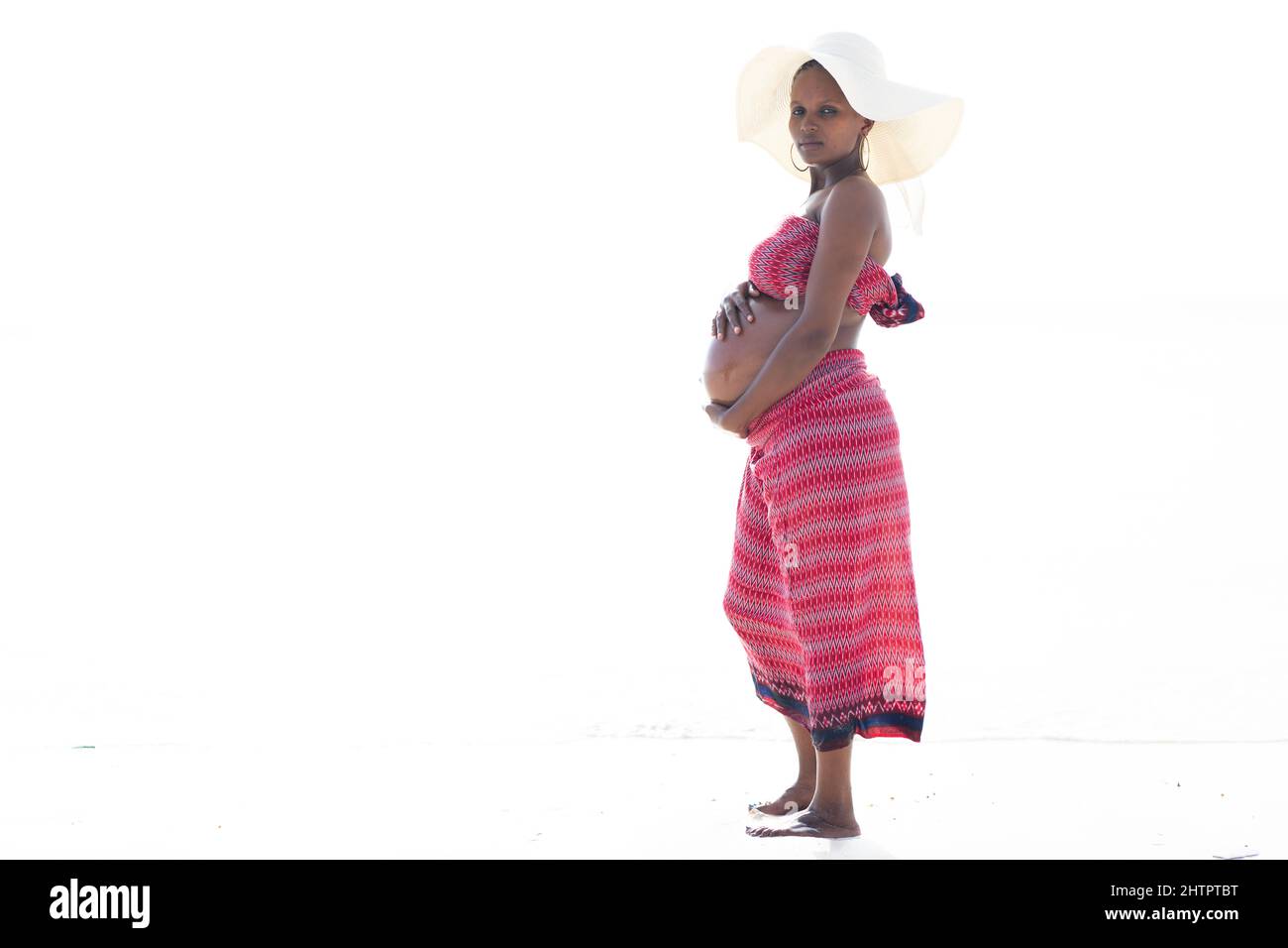 Femme enceinte a la plage Banque d'images d?�tour?�es - Alamy