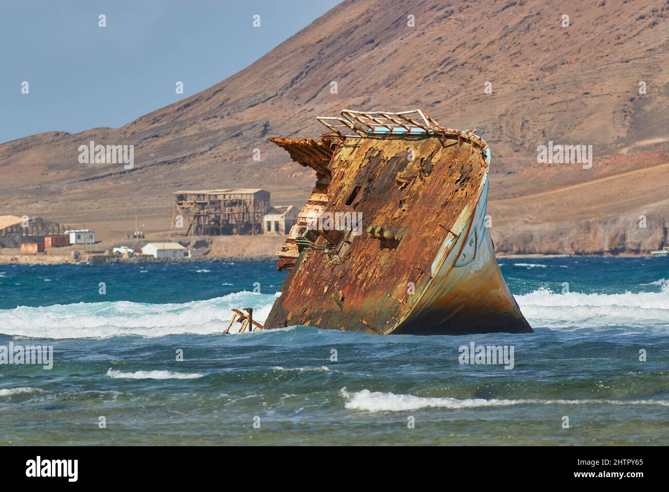 Un naufrage à Baia de Parda, sur la côte est de l'île de Sal, Cap-Vert, Afrique de l'Ouest. Banque D'Images
