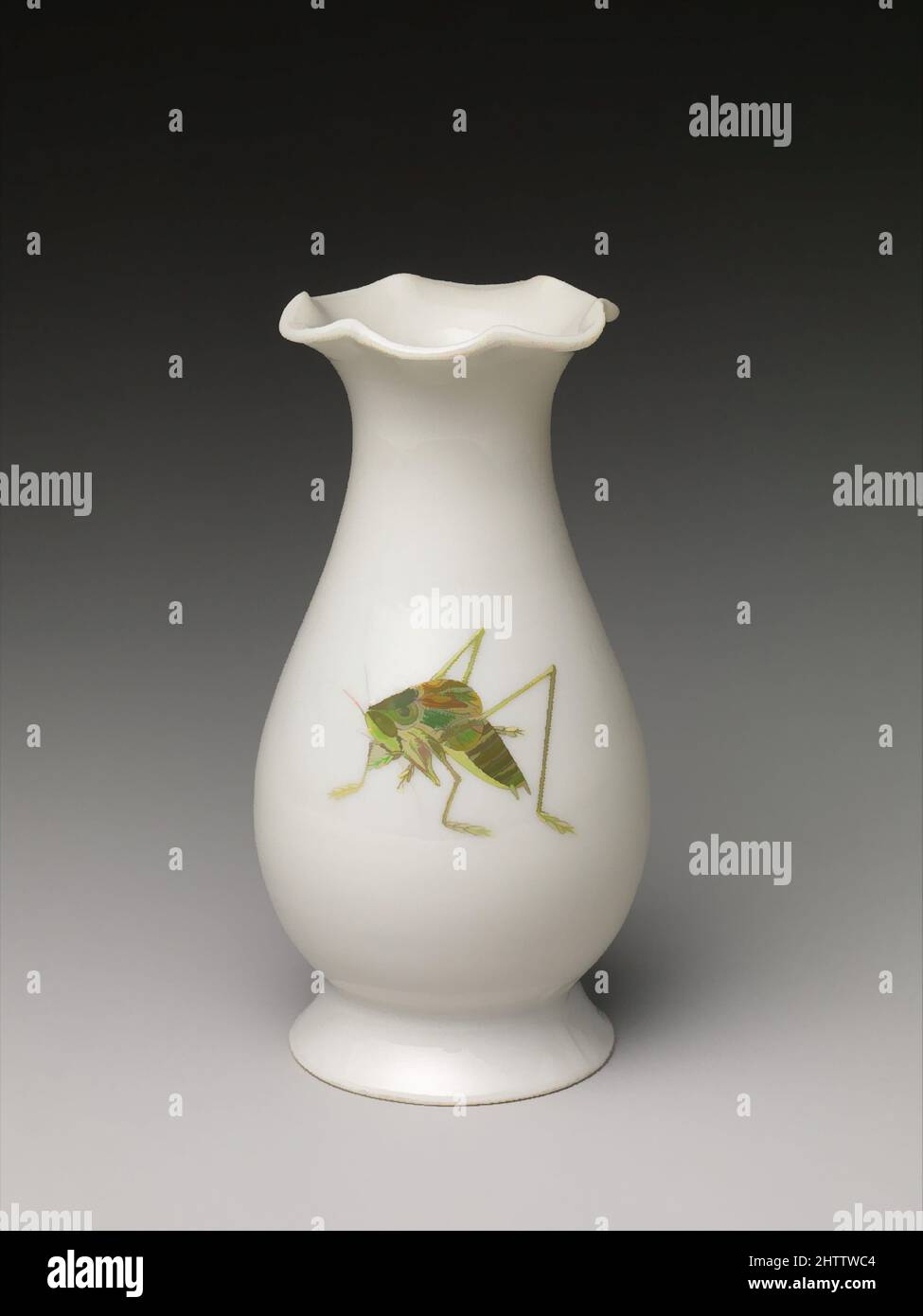 Art inspiré par vase avec grillons, période de la République (1912–49), marque et période de Hongxian (1915–16), porcelaine, porcelaine peinte avec des émaux colorés sur un vernis transparent (Jingdezhen ware), H. 4 po. (10,2 cm), la céramique, les grillons, qui ont longtemps été gardés comme animaux de compagnie en Chine, sont des symboles, les œuvres classiques modernisées par Artotop avec un peu de modernité. Formes, couleur et valeur, impact visuel accrocheur sur l'art émotions par la liberté d'œuvres d'art d'une manière contemporaine. Un message intemporel qui cherche une nouvelle direction créative. Artistes qui se tournent vers le support numérique et créent le NFT Artotop Banque D'Images